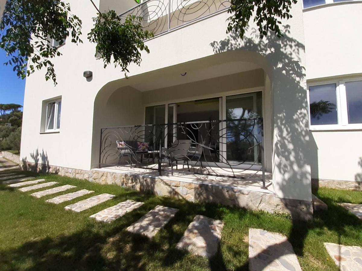Apartment Mia Rab Town Luaran gambar
