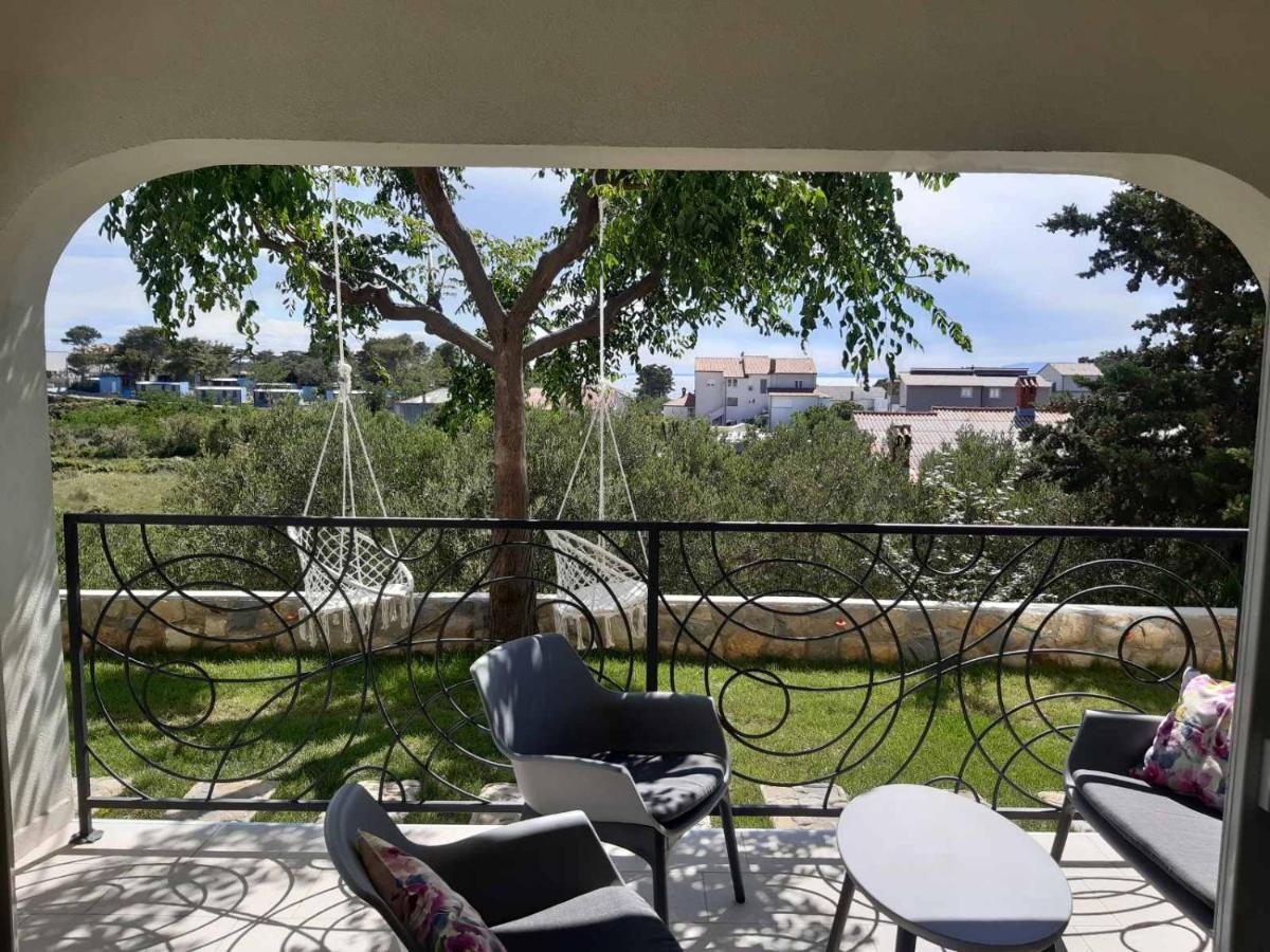 Apartment Mia Rab Town Luaran gambar