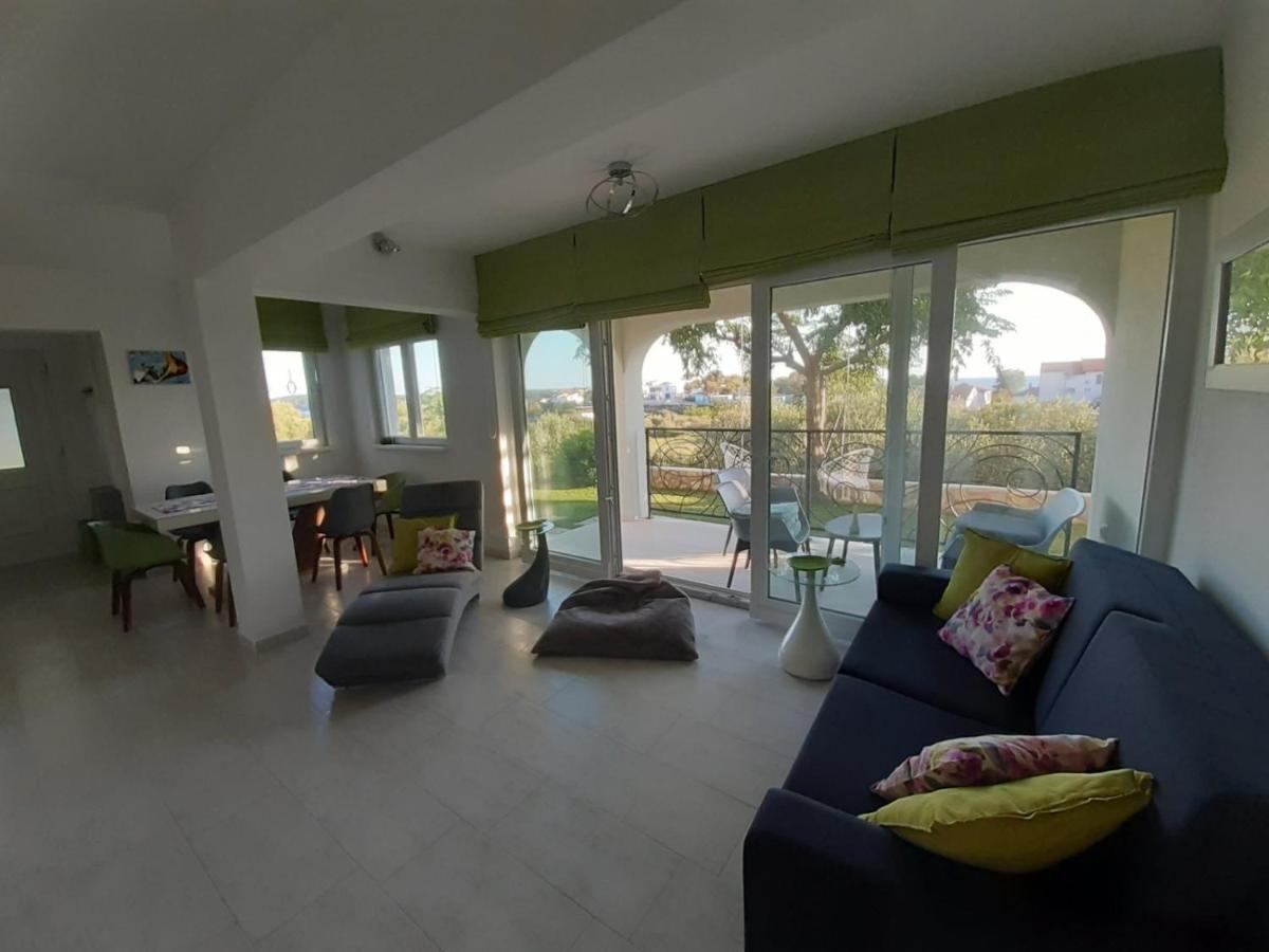Apartment Mia Rab Town Luaran gambar