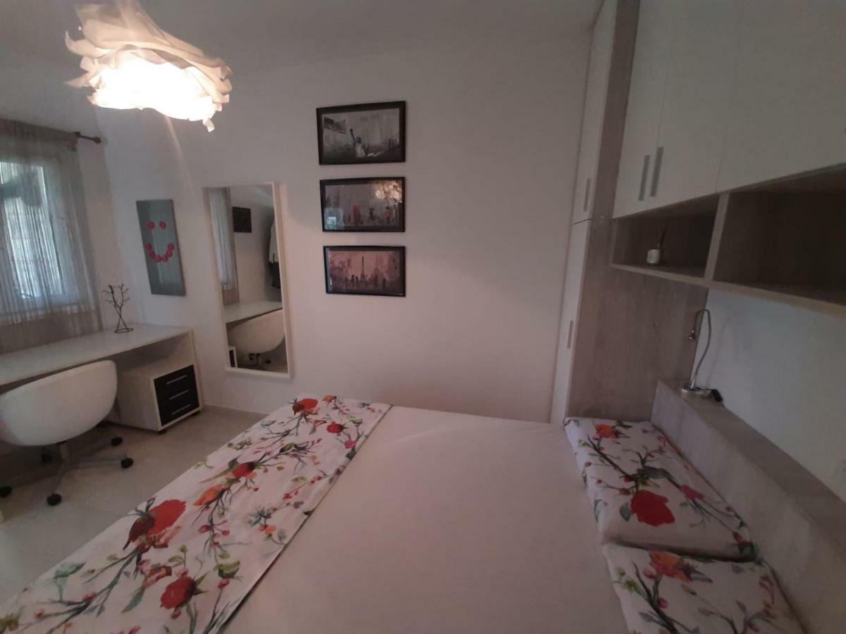 Apartment Mia Rab Town Luaran gambar