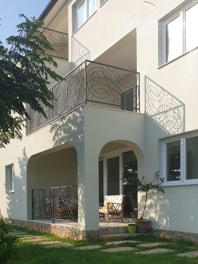 Apartment Mia Rab Town Luaran gambar